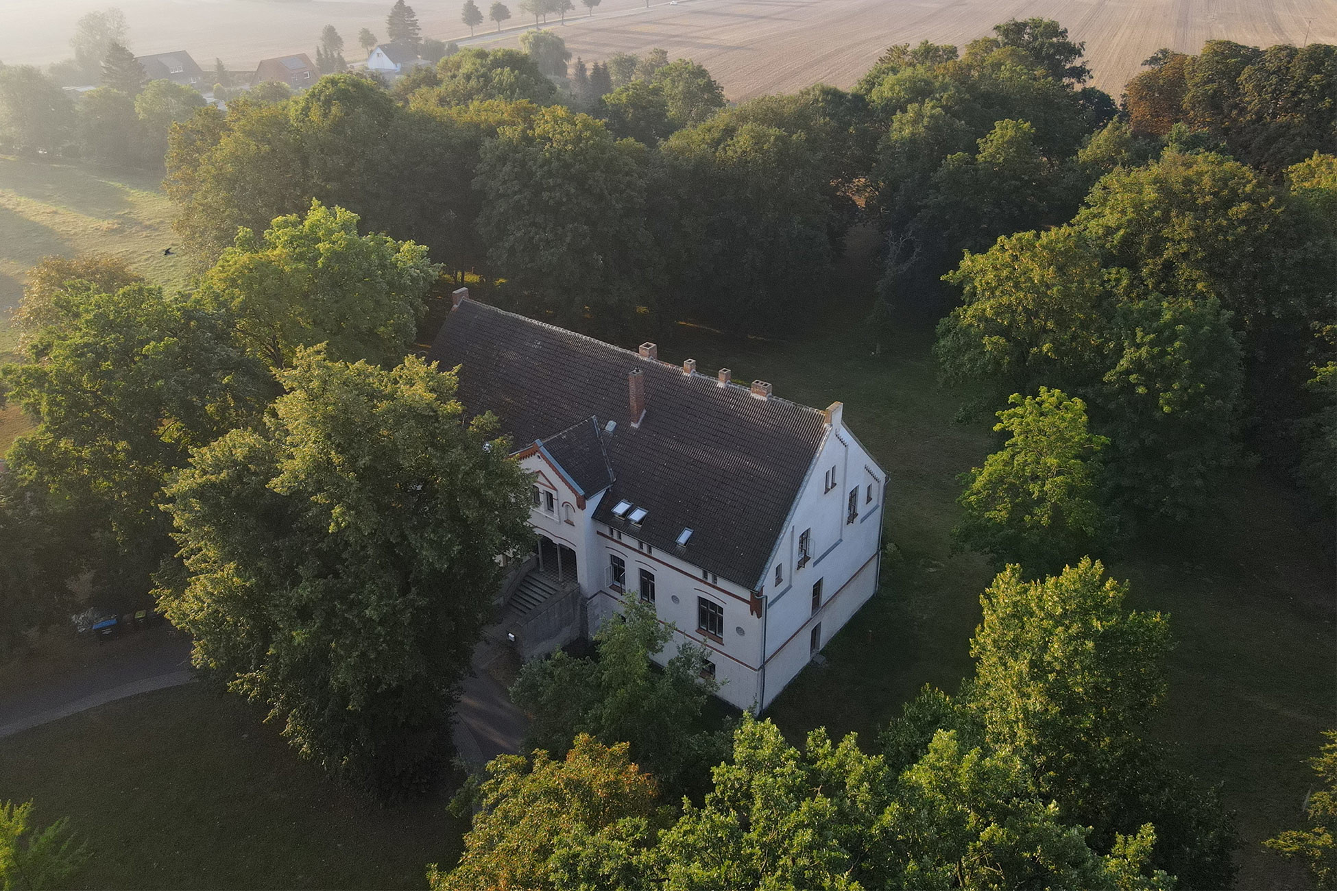Bild Gutshaus Zarchlin von oben Drohnenbild